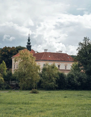 Zámek Radíč