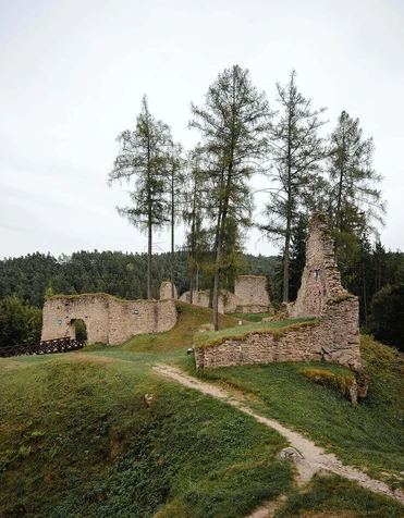 Zřícenina hradu Pořešín